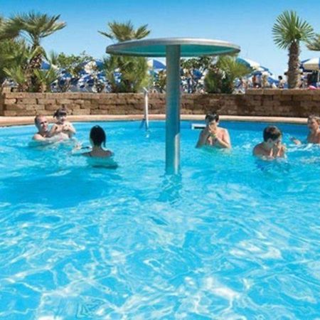 King Hotell Cattolica Eksteriør bilde