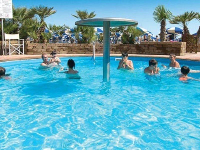 King Hotell Cattolica Eksteriør bilde